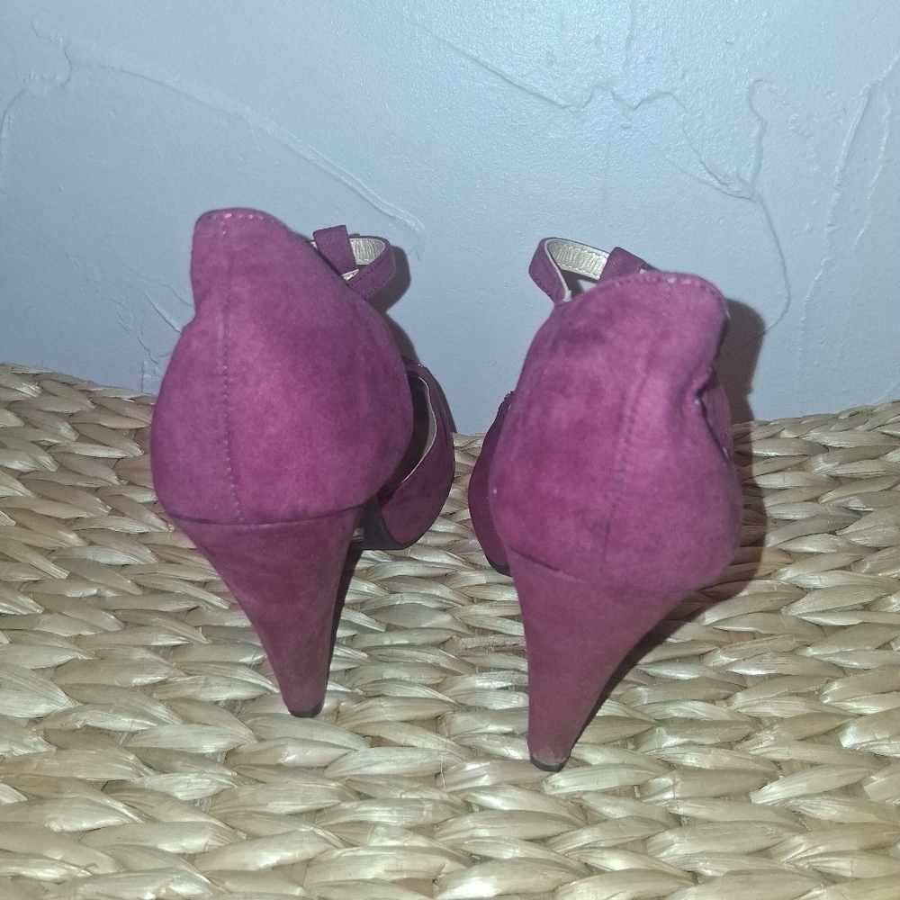 Modcloth Plum Suede T-Strap Heels - Picture 3 of 6